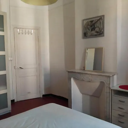 Typical 50m Beaches Apartamento